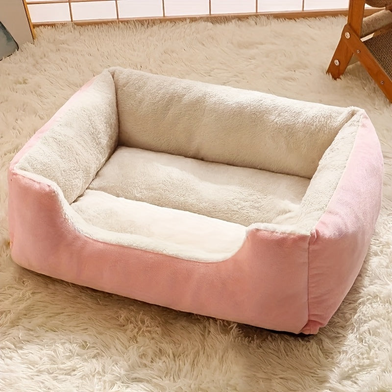 Plush Square Pet Bed - Beige/Brown/, Soft Fluffy Cushioned Mattress-like Interior, Open Edge Design, Easy-Clean Polyester Pad - for Cats, Small Dogs, Rabbits, Guinea Pigs - Indoor/Outdoor Use in Living Room, Bedroom, Balcony - Ideal for Apartments & Homes