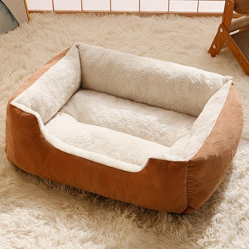 Plush Square Pet Bed - Beige/Brown/, Soft Fluffy Cushioned Mattress-like Interior, Open Edge Design, Easy-Clean Polyester Pad - for Cats, Small Dogs, Rabbits, Guinea Pigs - Indoor/Outdoor Use in Living Room, Bedroom, Balcony - Ideal for Apartments & Homes