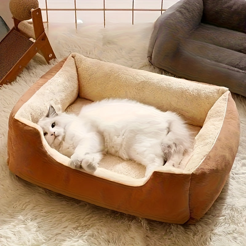 Plush Square Pet Bed - Beige/Brown/, Soft Fluffy Cushioned Mattress-like Interior, Open Edge Design, Easy-Clean Polyester Pad - for Cats, Small Dogs, Rabbits, Guinea Pigs - Indoor/Outdoor Use in Living Room, Bedroom, Balcony - Ideal for Apartments & Homes