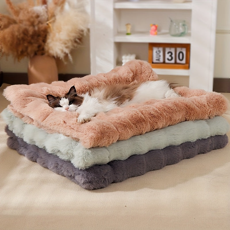 Luxurious Plush Pet Bed for Dogs & Cats - Soft, Warm, All-Season Comfort, Rectangular Polyester Blanket in Assorted Colors, Ideal for Small to Large Breeds